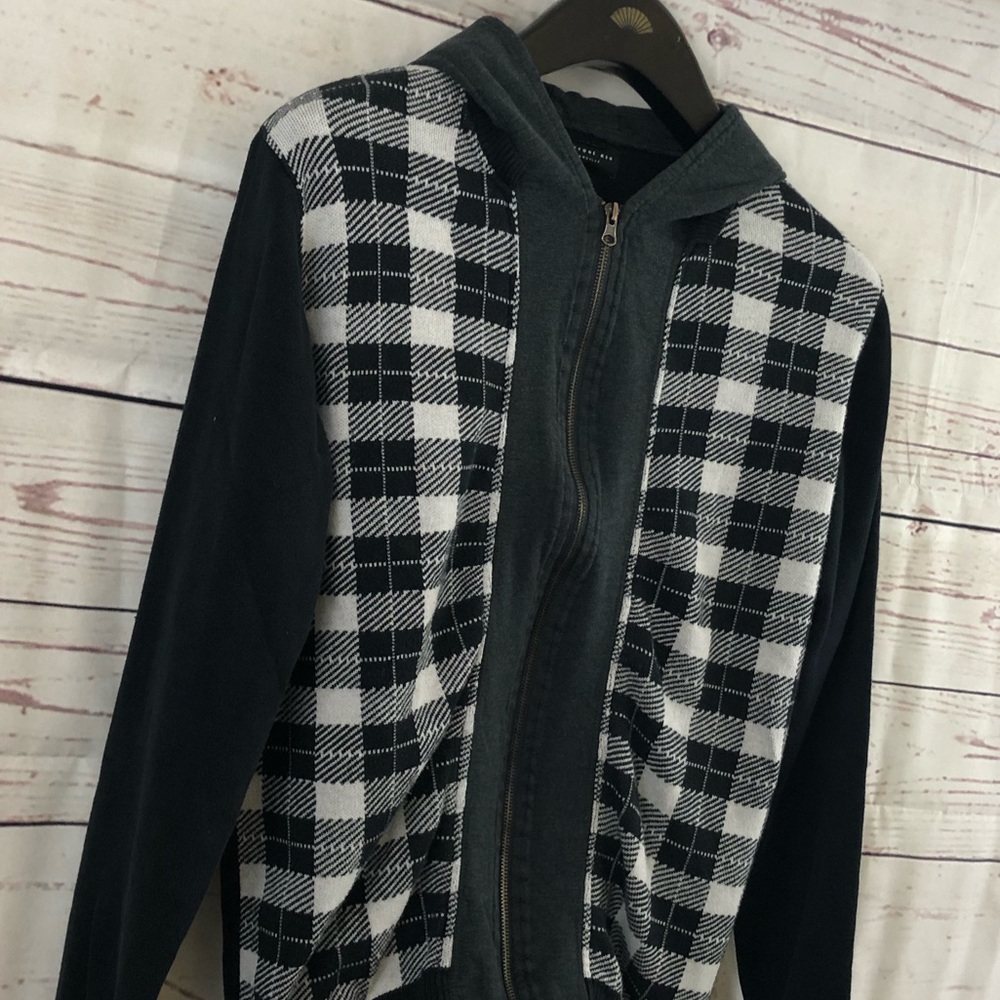 Forever 21 hoodie - Picture 3 of 8